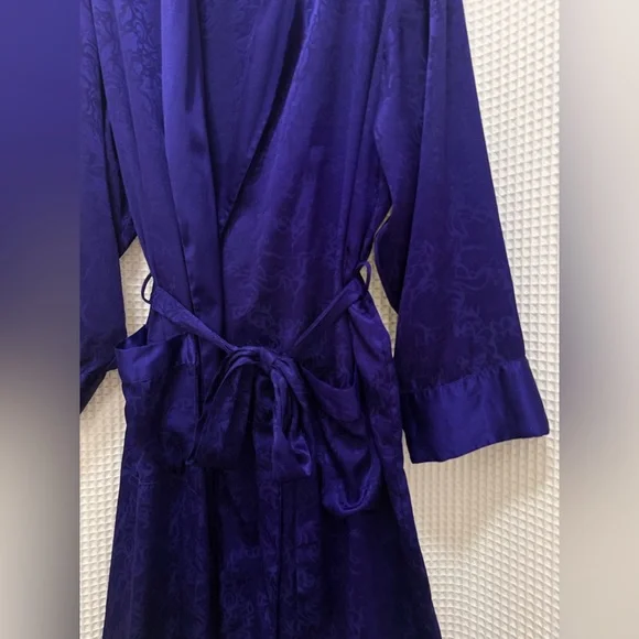 Vintage Victoria's Secret Gold Label - Deep Purple Satin Robe
